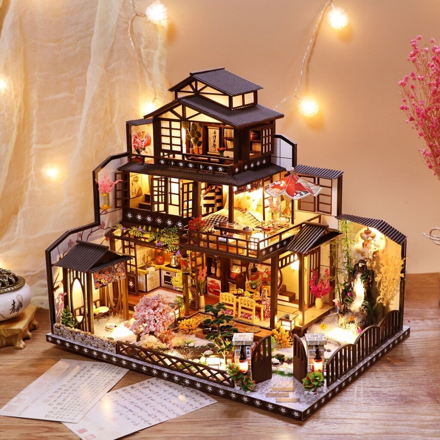 2Kids Toys - Minijatura Raskošna vila Sakura 2xAAA