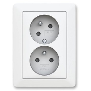 ABB 5513T-C02157 240 - Dvostruka stambena utičnica s okvirom ZONI 250V mat bijela