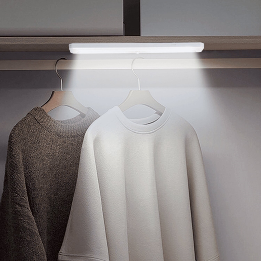 Aigostar - LED Rasvjeta za ormare sa senzorom pokreta LED/1,5W/3xAA 6500K