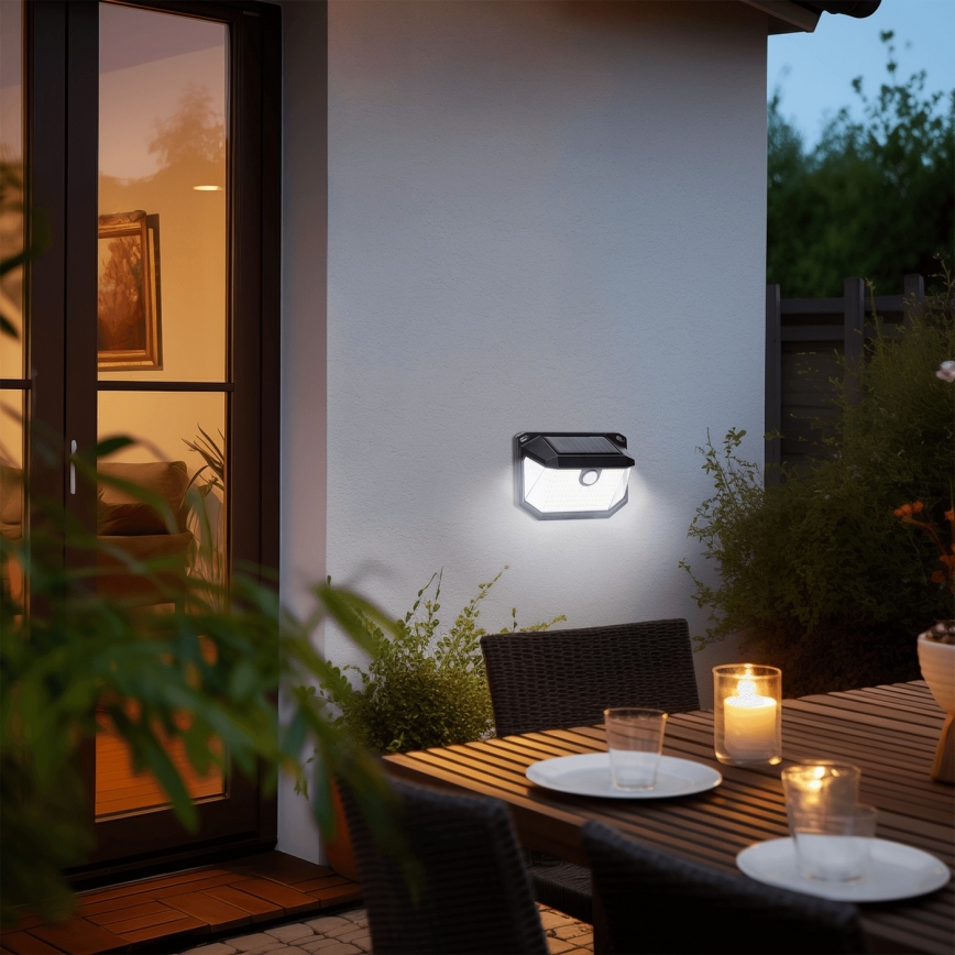 Aigostar - LED Solarna zidna svjetiljka sa senzorom LED/0,8W/5,5V 1200 mAh 6500K IP65