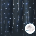 Aigostar - LED vanjski božićni lanac 300xLED/8 funkcija 3xAA 6x2m IP44 hladno bijela
