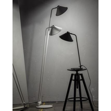 Argon 7074 - Podna lampa GABIAN 2xE27/15W/230V bijela