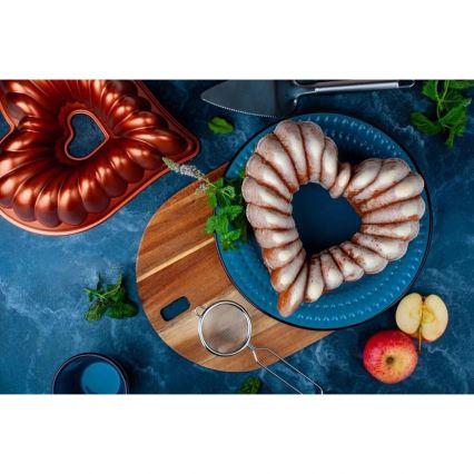 Bakreni kalup za kuglof KITCHISIMO u obliku srca