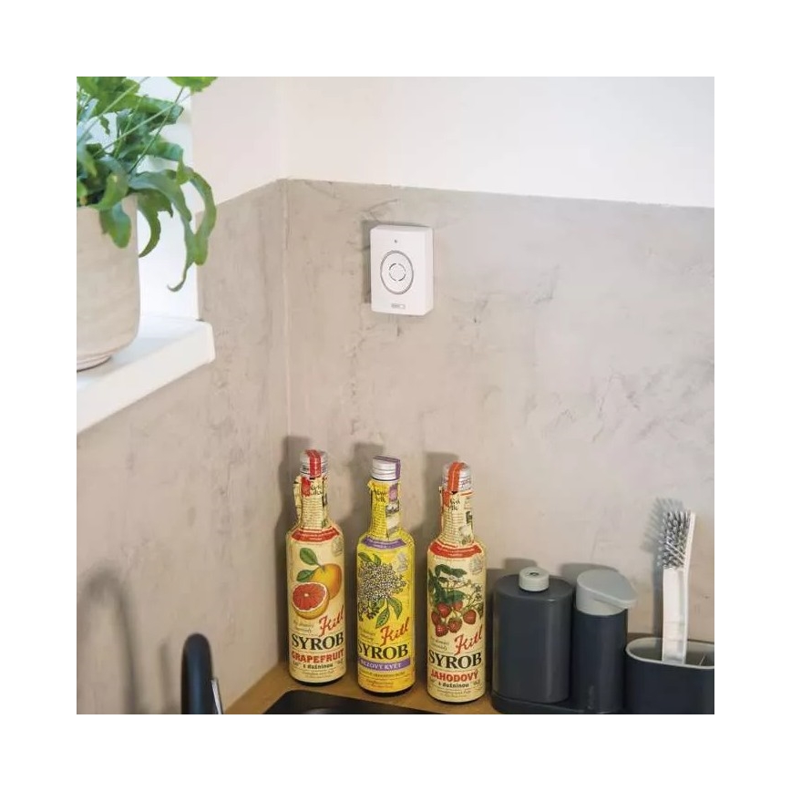 Bežični video zvono sa solarnim panelom GoSmart 4400 mAh 3xAA IP44 Wi-Fi Tuya