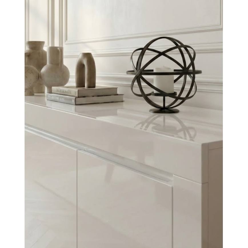 Bijela komoda FINERA