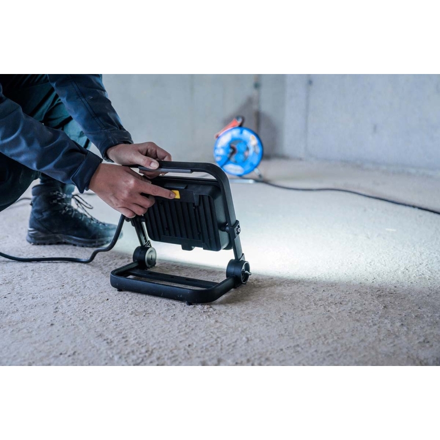 Brennenstuhl - LED prenosni radni reflektor s mogućnošću prigušivanja sa stalkom LED/50W/230V 6500K IP65