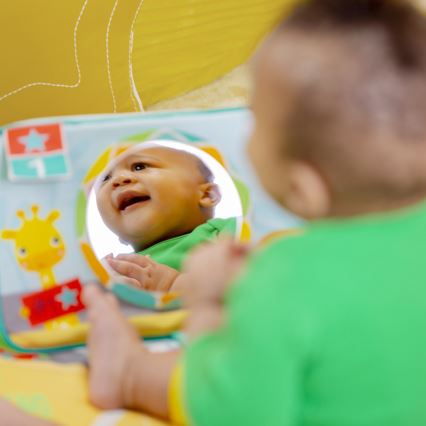 Bright Starts - Igraća podloga za bebe OBALL GRIP & KICK 3xAA