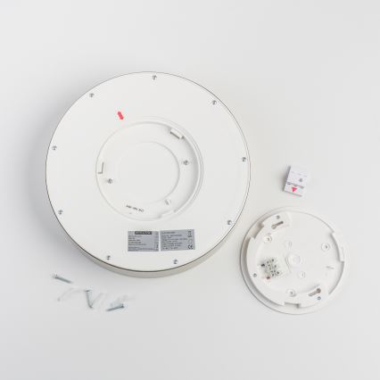 Brilagi - LED stropno svjetlo za kupaonicu POOL LED/24W/230V 3000/4000/5500K Ø 30 cm IP54 matirani krom