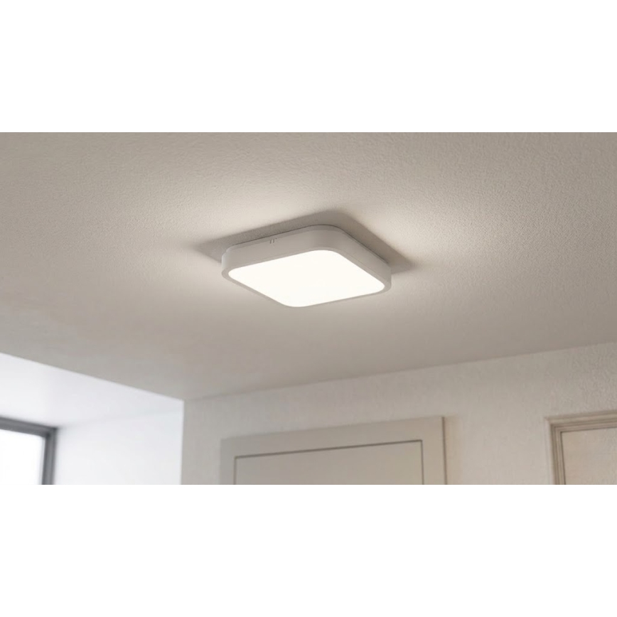 Brilagi - LED stropno svjetlo za kupaonicu sa senzorom ZENNA LED/18W/230V 28,5x28,5 cm IP44 bijelo + daljinski upravljač