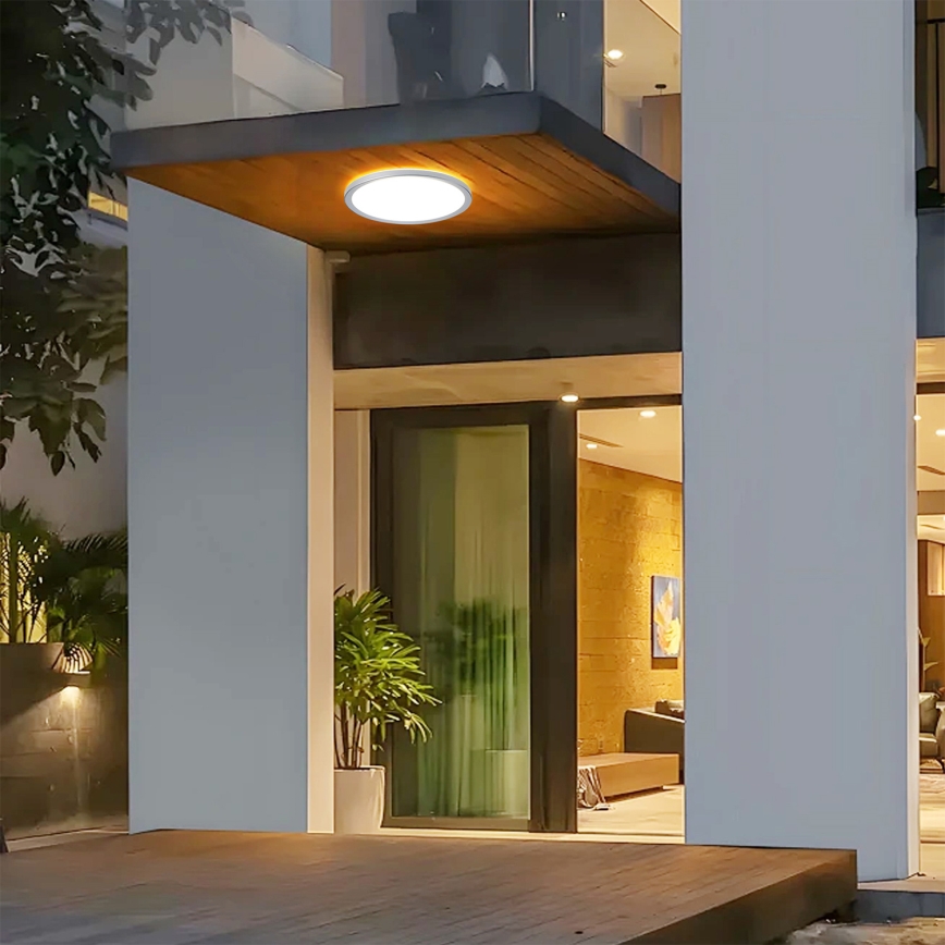 Brilagi - LED stropno svjetlo za kupaonicu ULTRA SLIM LED/24W/230V, promjer 42 cm, srebrno, IP54