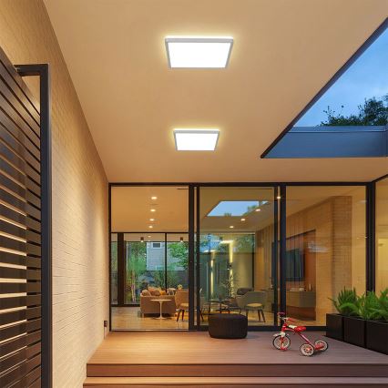 Brilagi - LED kupaonsko stropno svjetlo ULTRA SLIM LED/18W/230V 30x30 cm srebrno IP54