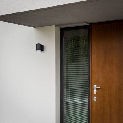 Brilagi - LED RGBW s mogućnošću prigušivanja vanjsko zidno svjetlo MATERA 1xGU10/4,8W/230V 3000K IP54 crna + daljinski upravljač