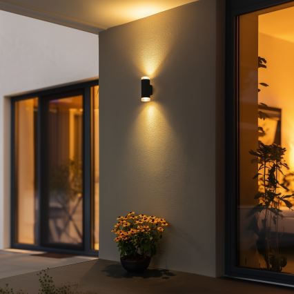 Brilagi - LED RGBW prigušivo vanjsko zidno svjetlo MATERA 2xGU10/4,8W/230V 3000K IP54 crno + daljinski upravljač