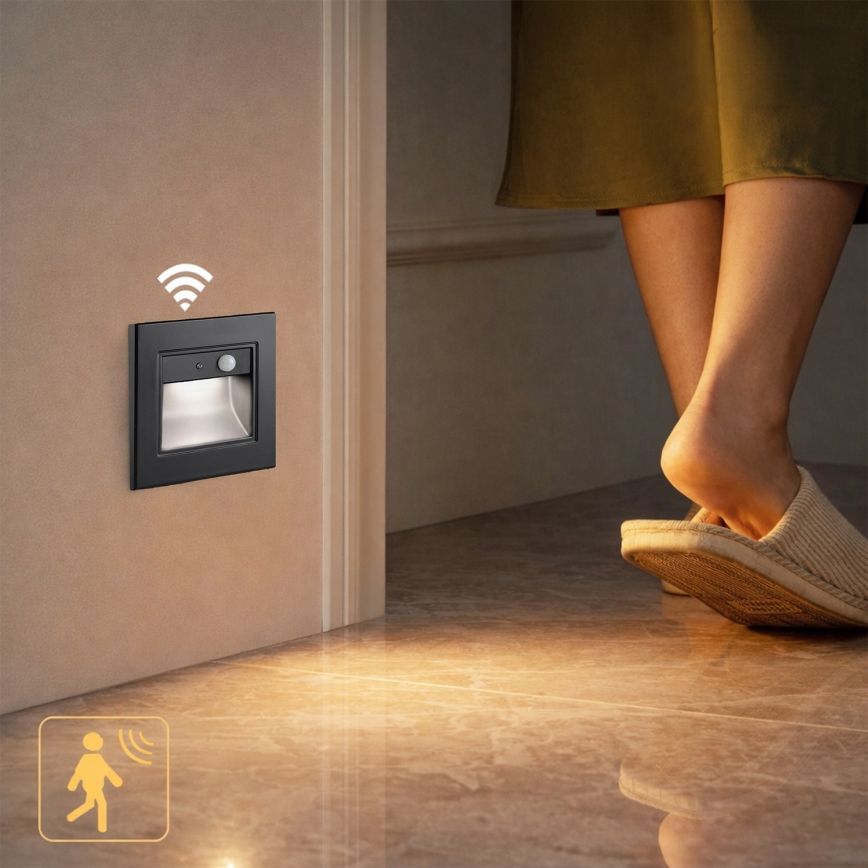Brilagi - LED stubišno svjetlo sa senzorom STEP LIGHT LED/1,5W/230V IP44 crno