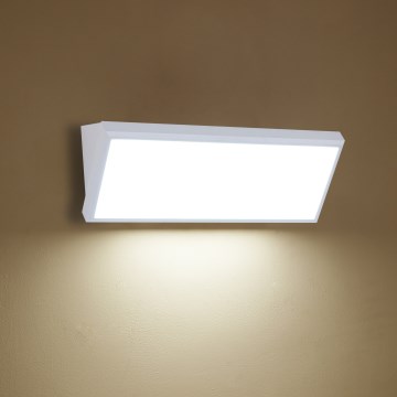 Brilagi - LED vanjska zidna svjetiljka TRIANGLE LED/42W/230V 3000/4000/6500K 45 cm bijela IP65