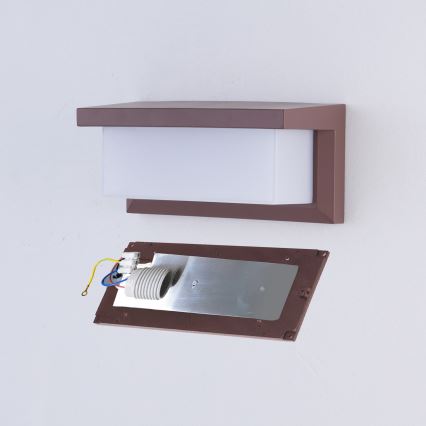 Brilagi - Vanjska zidna svjetiljka BRICKY 1xE27/60W/230V smeđa IP54