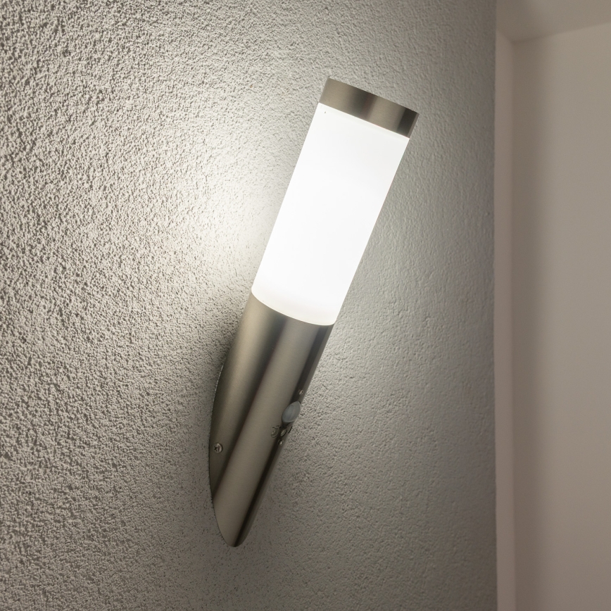 BRILAGI - Vanjska zidna lampa sa senzorom ELIA 1xE27/20W/230V IP44 matni krom
