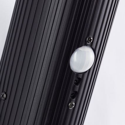 Brilliant - Vanjsko zidno svjetlo sa senzorom KALEO 1xE27/10W/230V IP44 crna