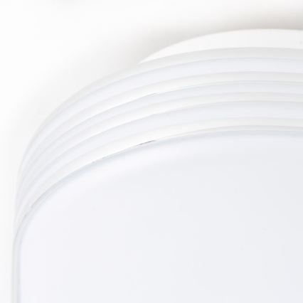 Brilliant - LED Stropna svjetiljka ARIELLA LED/24W/230V 34x34 cm 3000K bijela