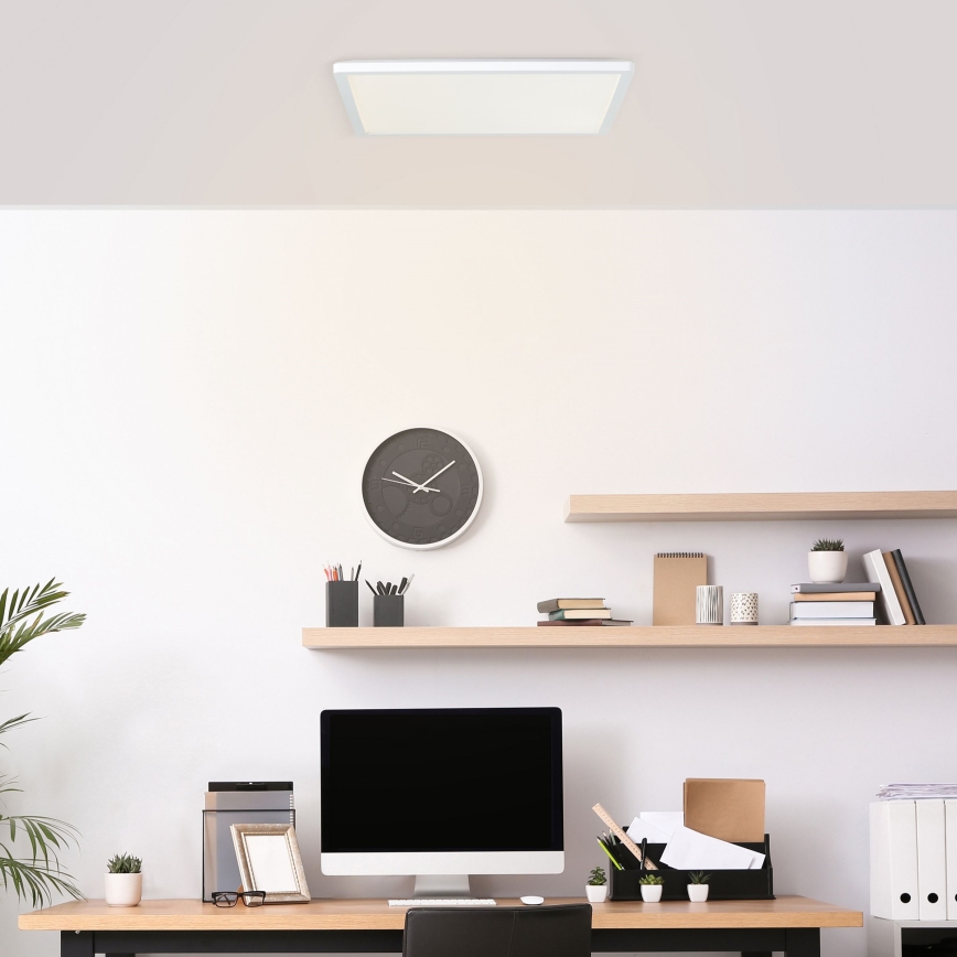 Brilliant - LED stropna svjetiljka MILTON LED/24W/230V 42x42 cm bijela