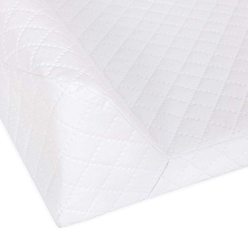 CebaBaby - Podloga za previjanje s čvrstom pločom i dva povišena ruba COMFORT 50x70 cm bijela