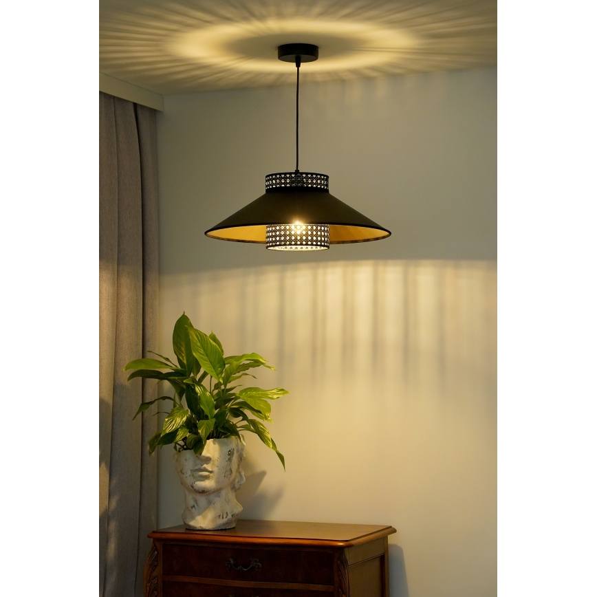 Duolla - Luster na sajli RIO RATTAN 1xE27/15W/230V pr. 45 cm crna/zlatna