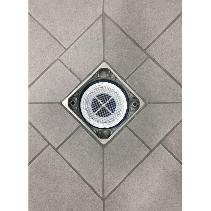 EcoStep 31100 - Podni slivnik V110