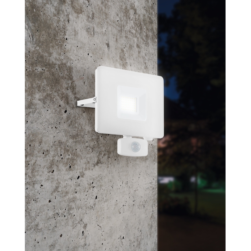 Eglo - LED Reflektor sa senzorom LED/30W/230V IP44