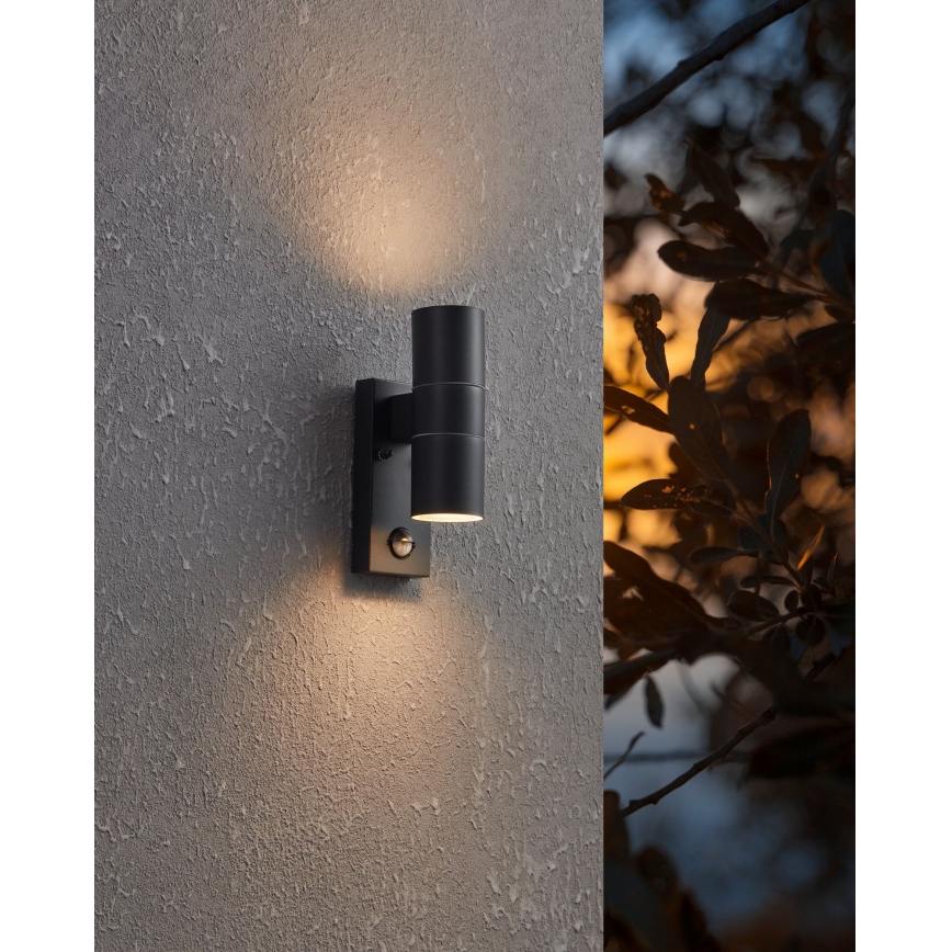 Eglo 79545- LED Vanjska zidna svjetiljka sa senzorom ARAPONGAS 2xGU10/2,8W/230V IP44 crna