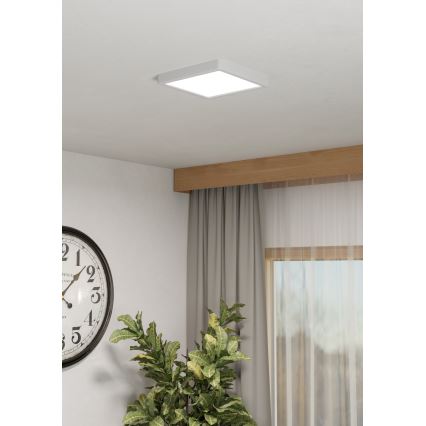 Eglo - LED RGBW stropna kupaonska svjetiljka s mogućnošću prigušenja LED/10,5W/230V 2700-6500K 22x22 cm IP44 bijela
