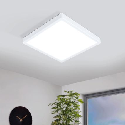 Eglo - LED prigušivo kupaonsko stropno svjetlo LED/19,5W/230V 2700-6500K IP44 ZigBee 28,5x28,5 cm
