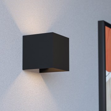 Eglo - LED punjiva vanjska zidna svjetiljka s mogućnošću prigušivanja, senzorom pokreta i sumraka LED/2,2W/5V IP44 crna