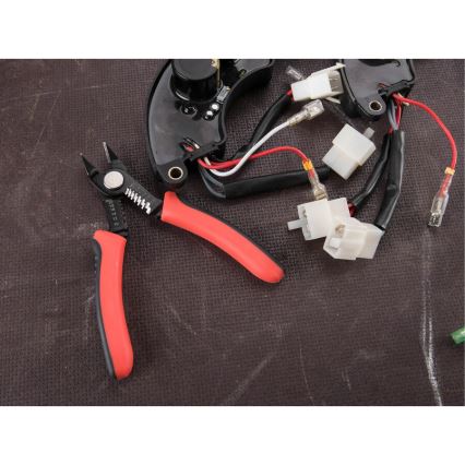 Extol Premium - Kombinirana bočna kliješta za rezanje i skidanje izolacije, 150 mm