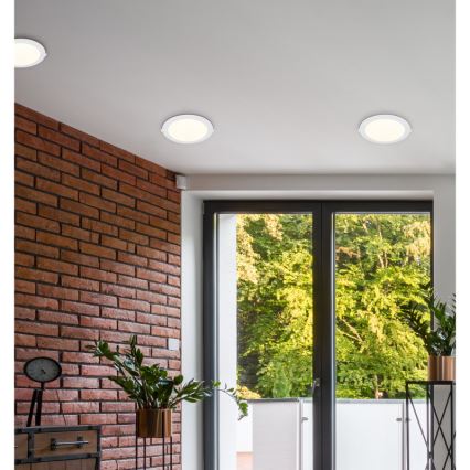 Globo - LED Ugradbena svjetiljka LED/18W/230V 4000K pr. 22,4 cm