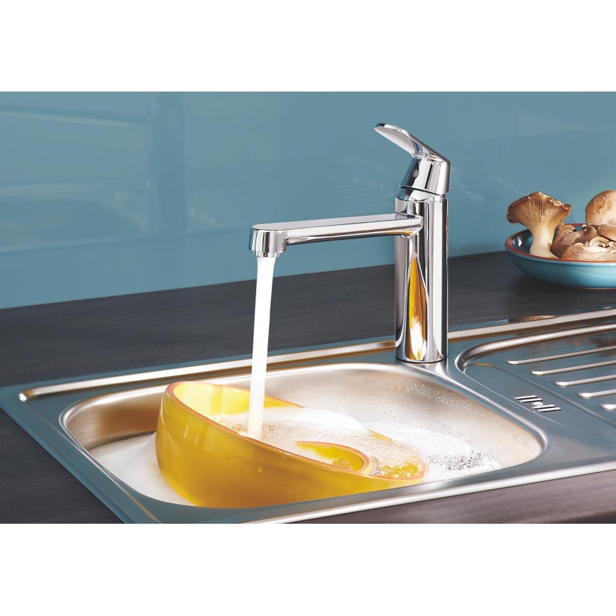 GROHE 30193000 - Kuhinjska slavina EUROSMART COSMOPOLITAN, sjajni krom