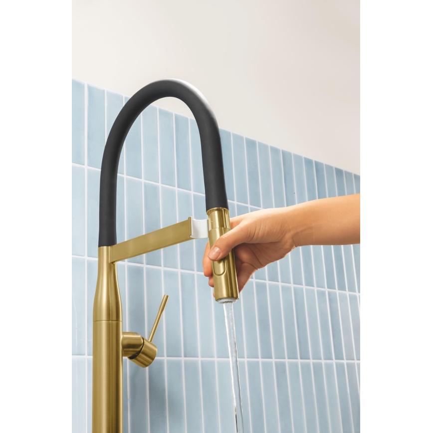 GROHE 30294GN0 - Kuhinjska miješalica ESSENCE, zlatna