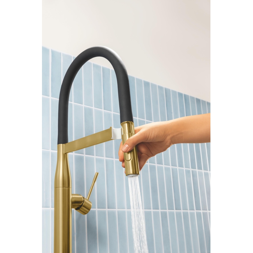 GROHE 30294GN0 - Kuhinjska miješalica ESSENCE, zlatna