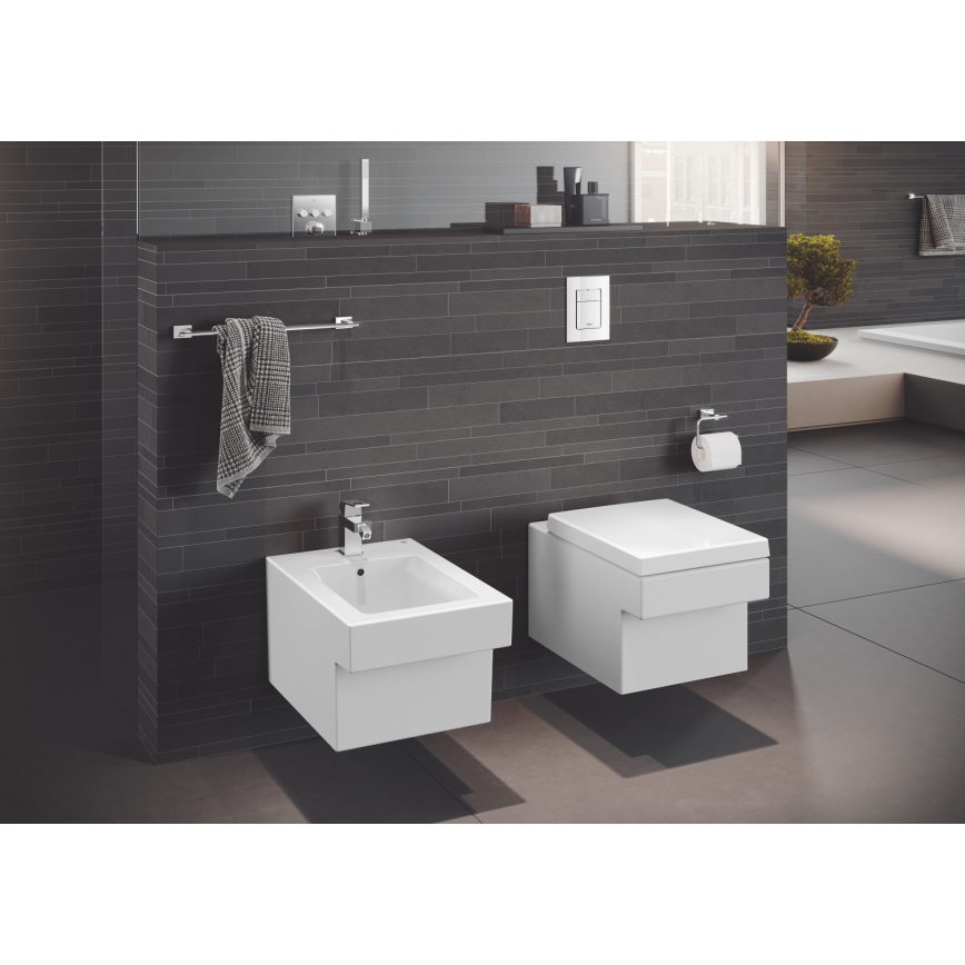 GROHE 37535000 - Tipka za ispiranje SKATE COSMOPOLITAN S 130 × 172 mm krom