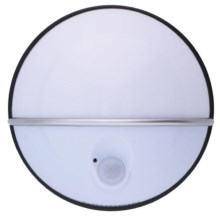 Grundig - LED Orijentacijska svjetiljka sa senzorom LED/3xAAA