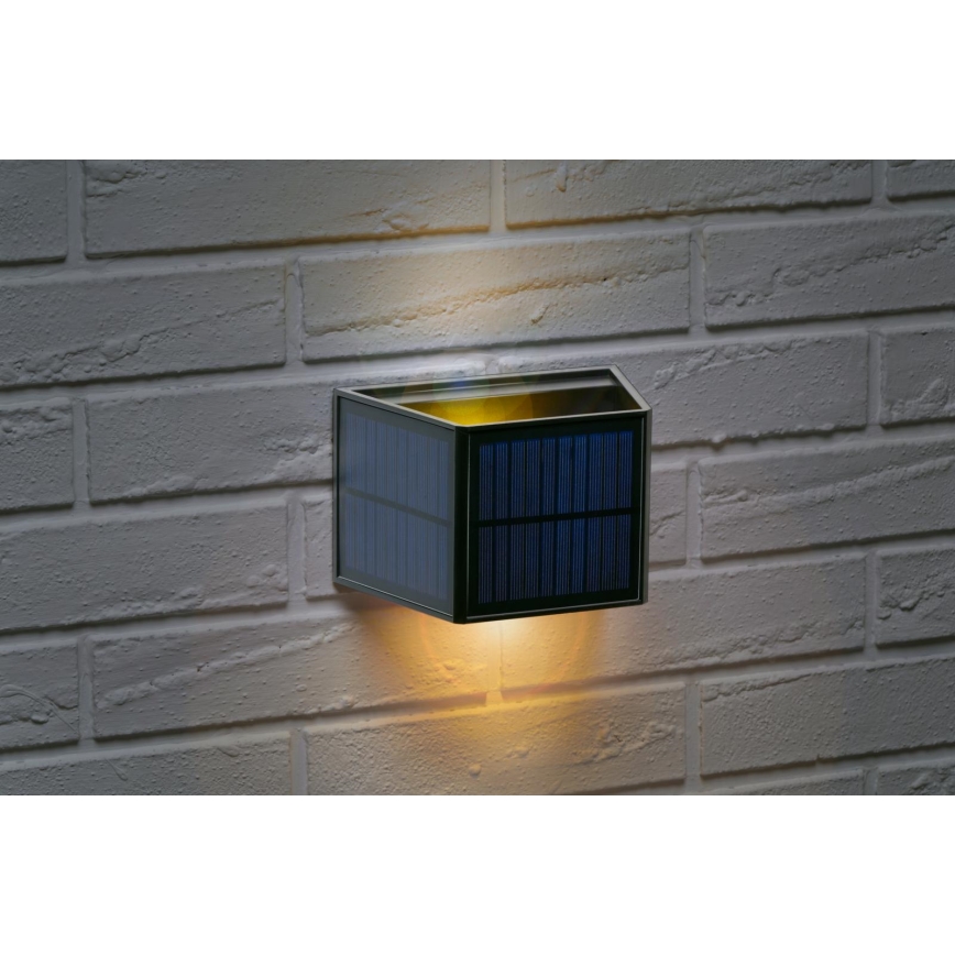 Grundig - solarna LED zidna svjetiljka LED/3,7V 1800 mAh IP44