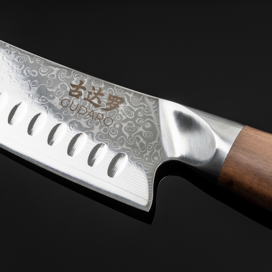 Gudaro - Damastni Santoku kuhinjski nož TAKUMI 7, 67 slojeva čelika, duljina 17,5 cm, orah
