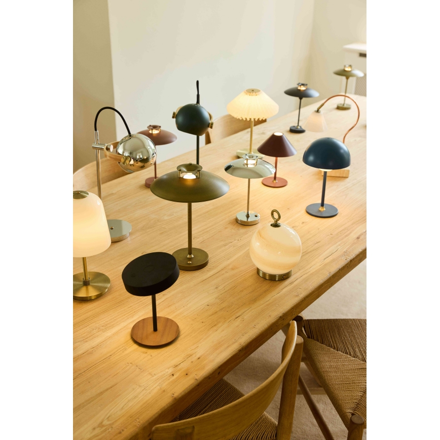 Halo Design 745777 - LED stolna lampa ON THE MOVE, prigušiva i punjiva, LED/2,5W/4000 mAh, crna/drvo