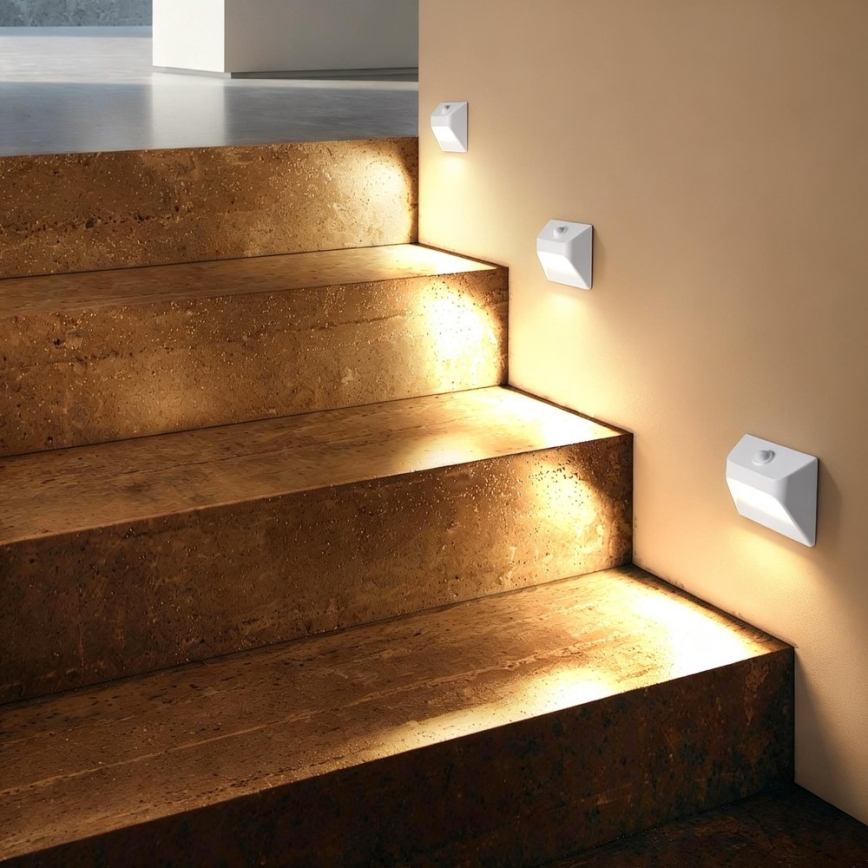Immax 08308L - LED punjivo svjetlo za stepenice sa senzorom STEP LIGHT LED/0,3W/3,7V 2200 mAh IP53 bijela