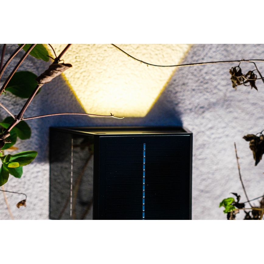 LED Solarna zidna svjetiljka sa senzorom LED/2W/5V IP54 1300 mAh