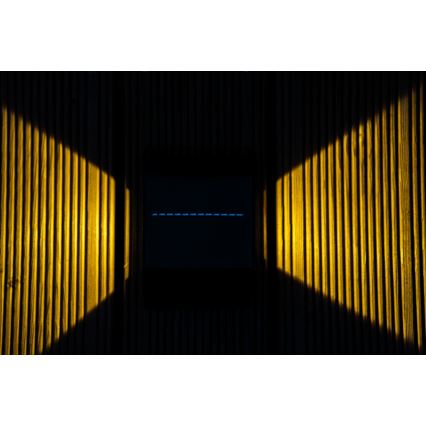 LED Solarna zidna svjetiljka sa senzorom LED/2W/5V IP54 1300 mAh