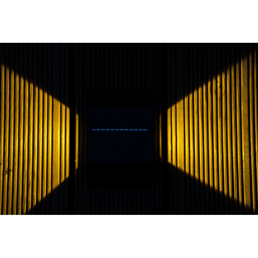 LED Solarna zidna svjetiljka sa senzorom LED/2W/5V IP54 1300 mAh