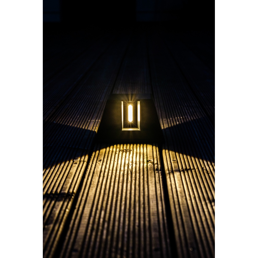 LED Solarna zidna svjetiljka sa senzorom LED/2W/5V IP54 1300 mAh