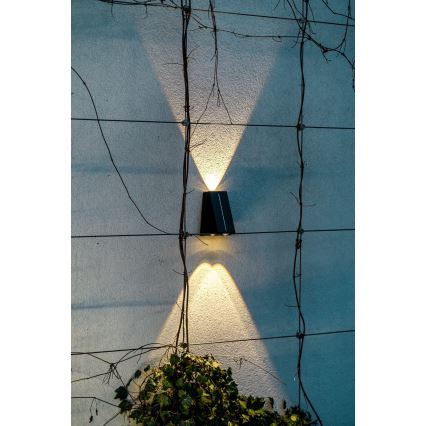 LED Solarna zidna svjetiljka sa senzorom LED/2W/5V IP54 1300 mAh