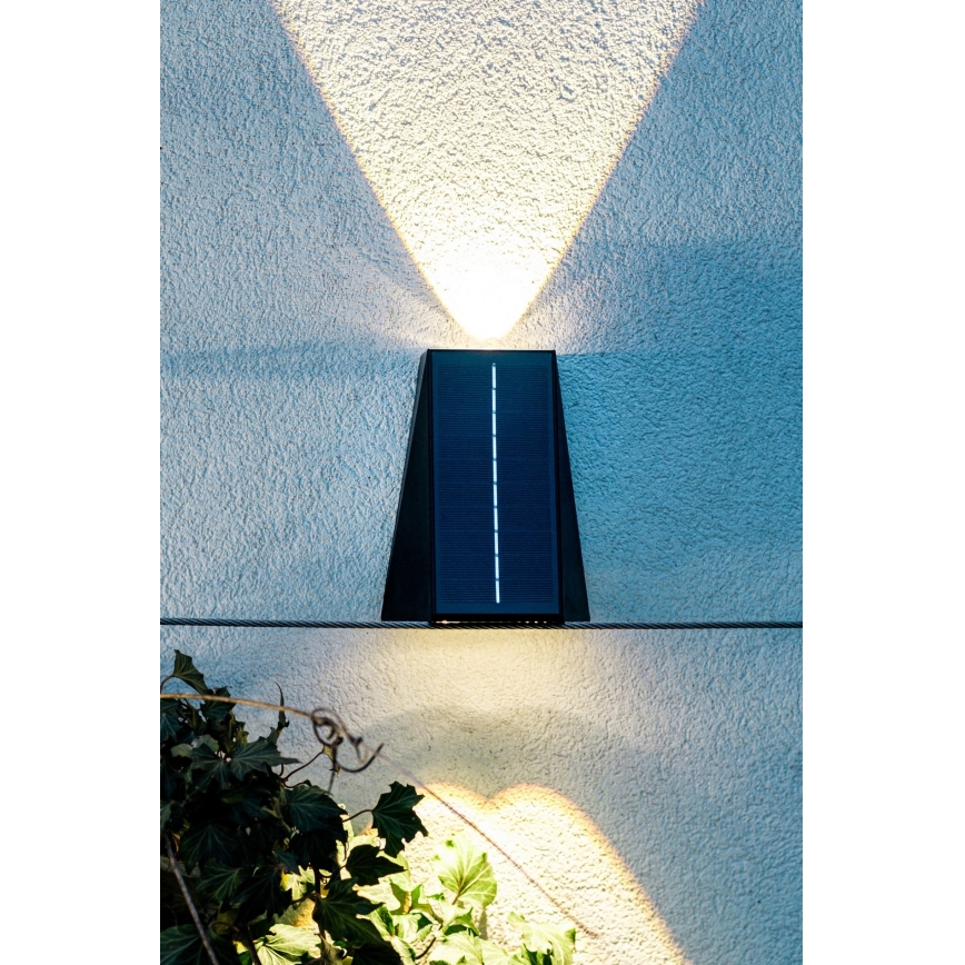 LED Solarna zidna svjetiljka sa senzorom LED/2W/5V IP54 1300 mAh