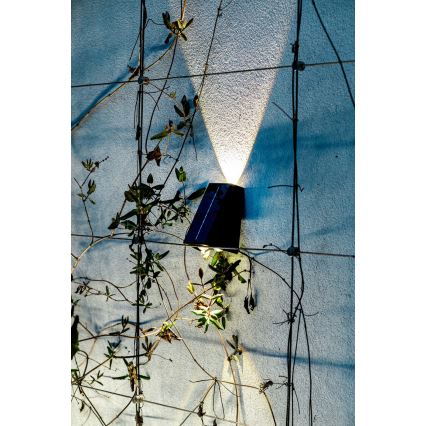 LED Solarna zidna svjetiljka sa senzorom LED/2W/5V IP54 1300 mAh